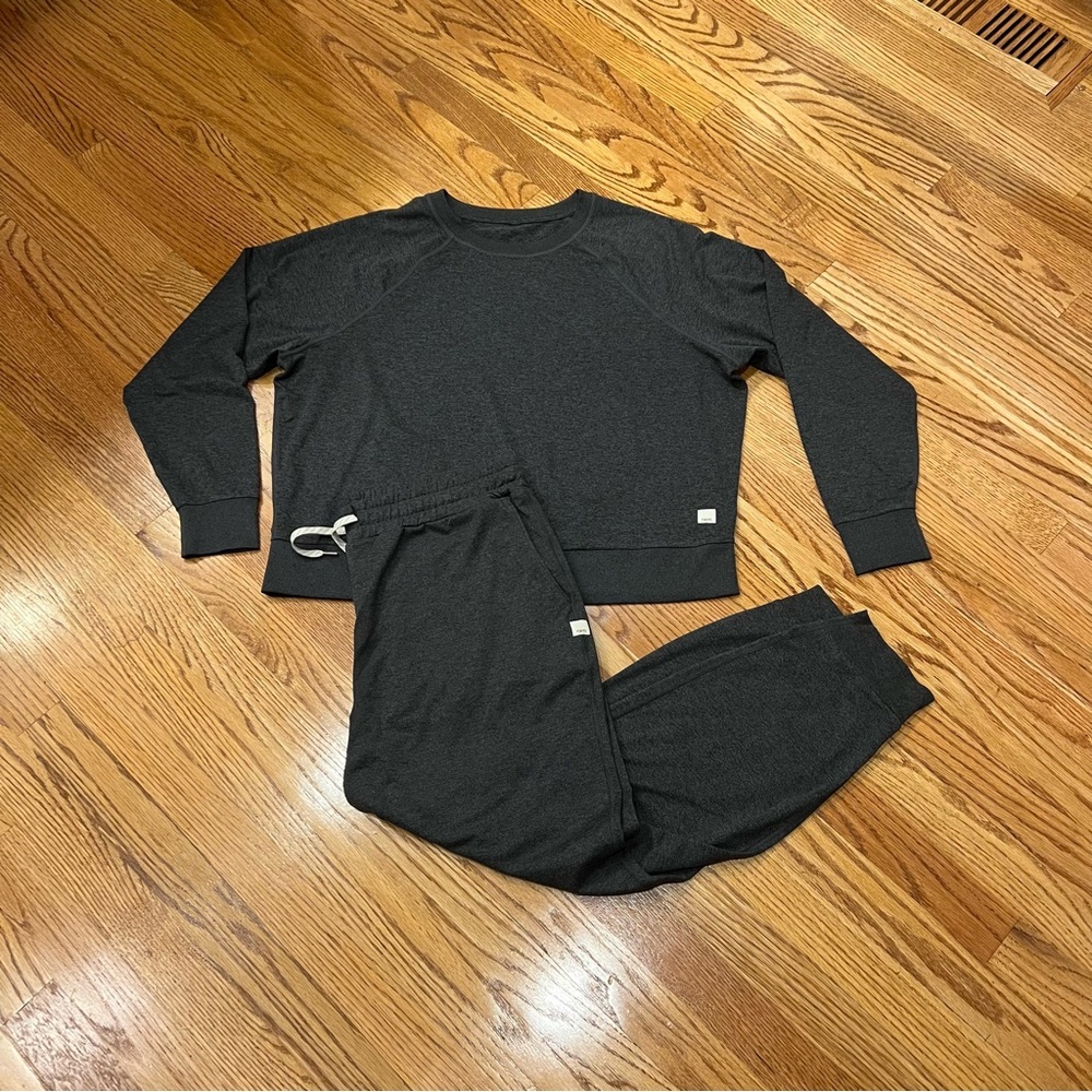 Vuori Dreamknit set Long Sleeve Halo Crew + Performance Jogger M/L Gray Grey